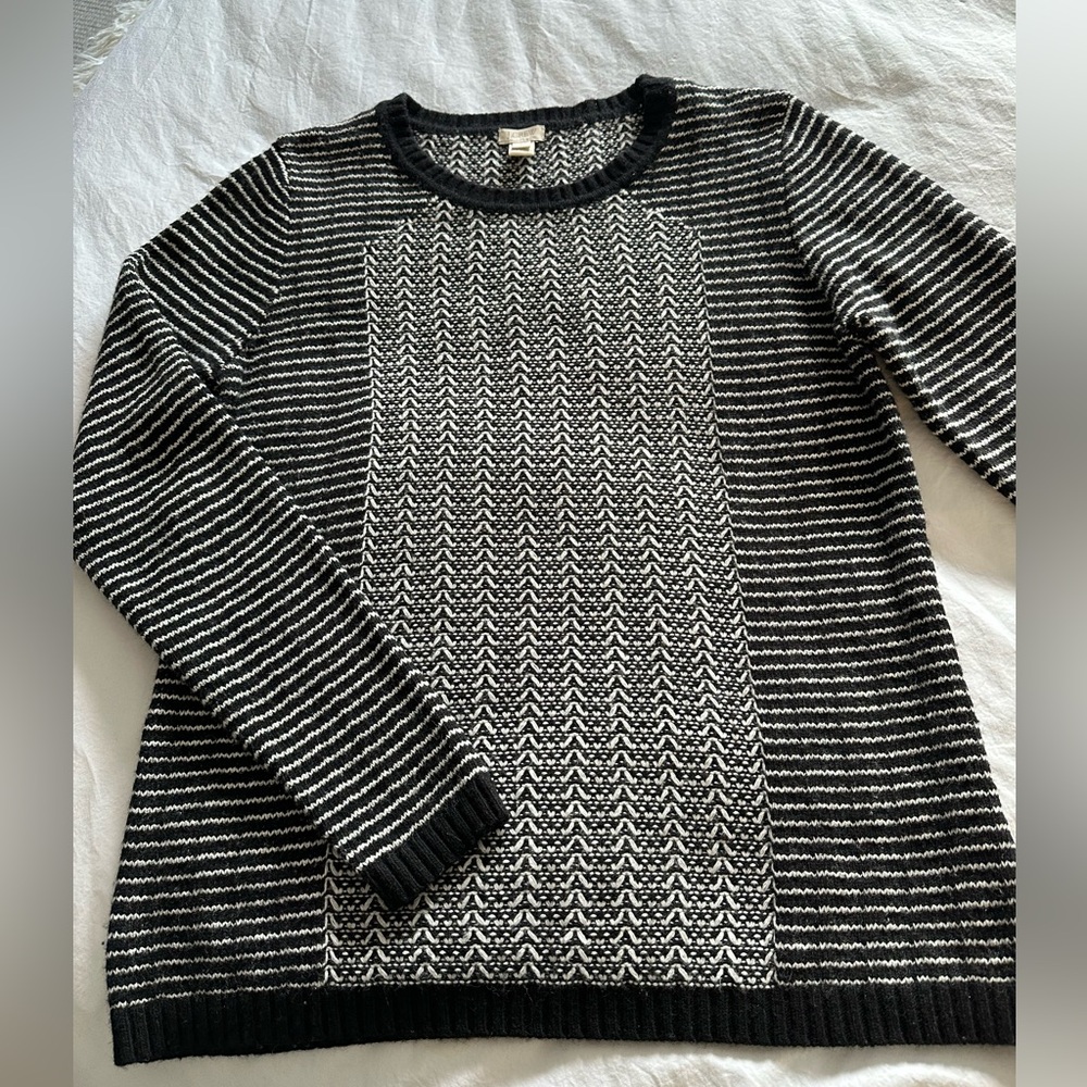 J. Crew black and white sweater, size large - Picture 6 of 10